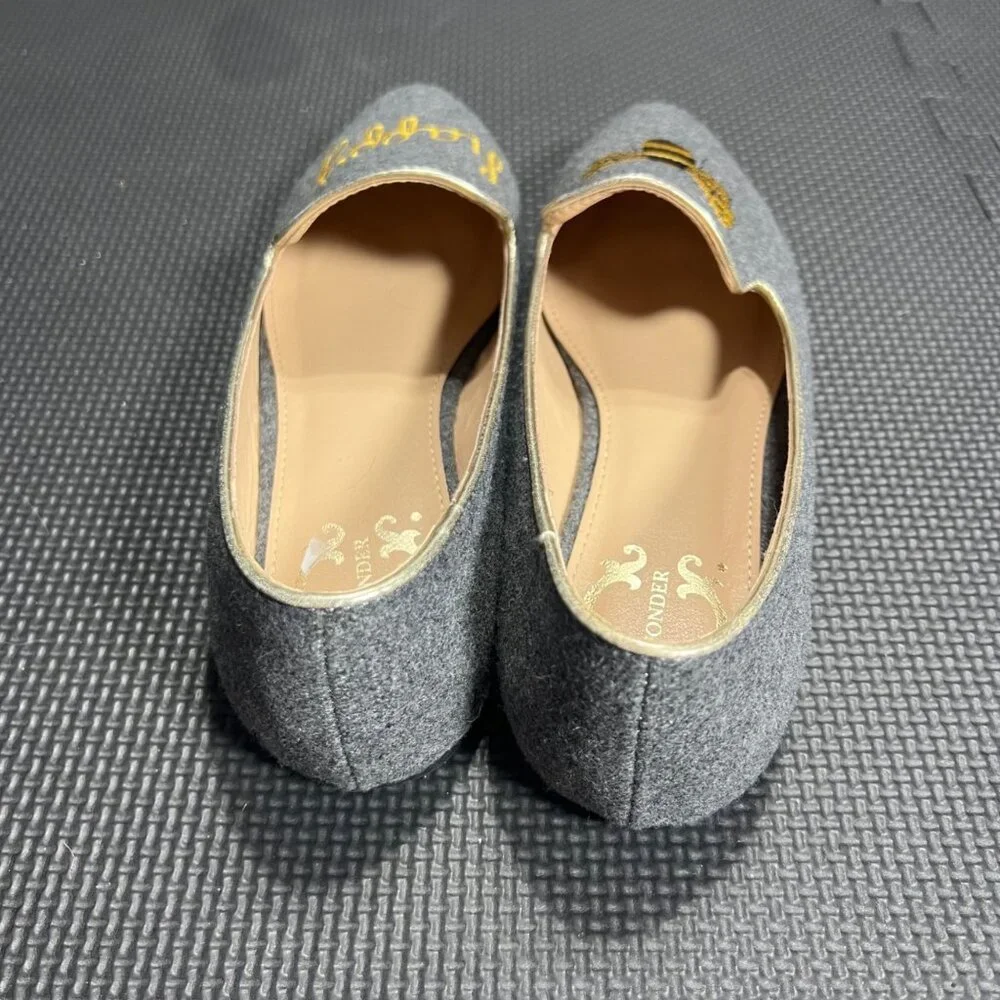 Bee Happy Embroidered Gray Felt Loafers Womens Size 8 Flat Sole Slip-On Shoes - Picture 5 of 5